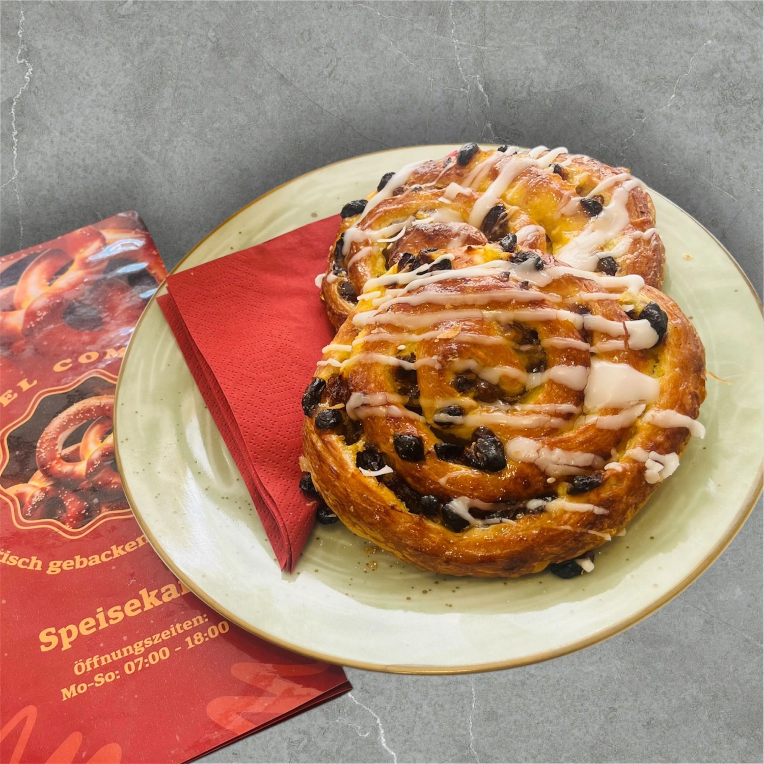 Croissants R&F Pretzel Company